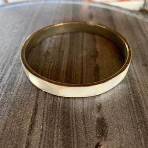 Bracelet. Mother of pearl.